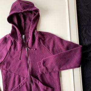 Women’s Fabletics zip up hoodie Xsmall